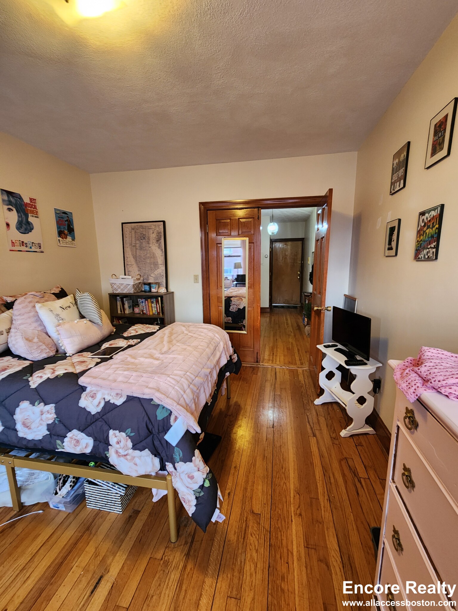 2 bed, 1 bath apartment for rent at 240 Kelton St Unit 12, Brighton — photo 6 of 18