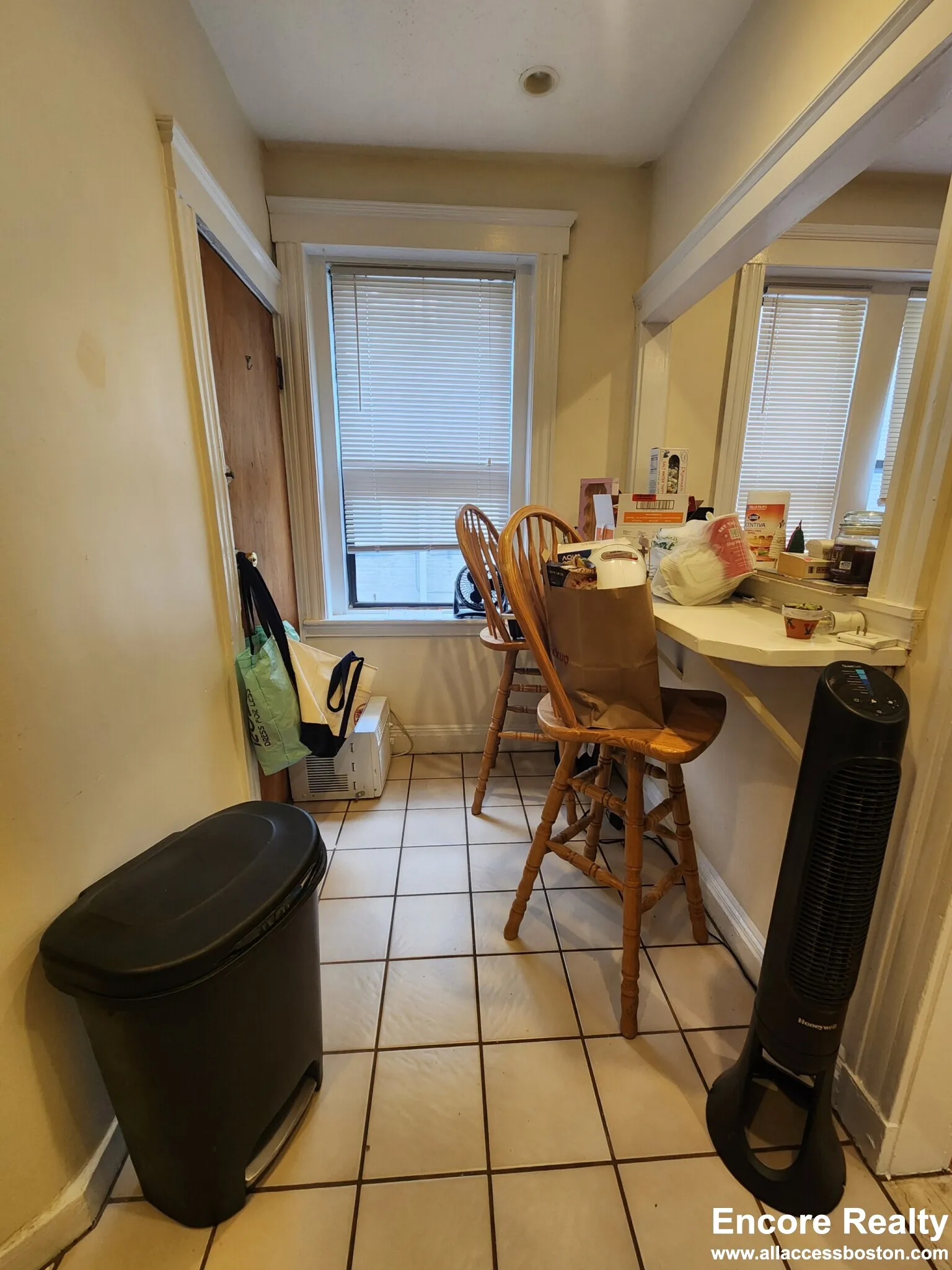 2 bed, 1 bath apartment for rent at 240 Kelton St Unit 3, Brighton — photo 9 of 26