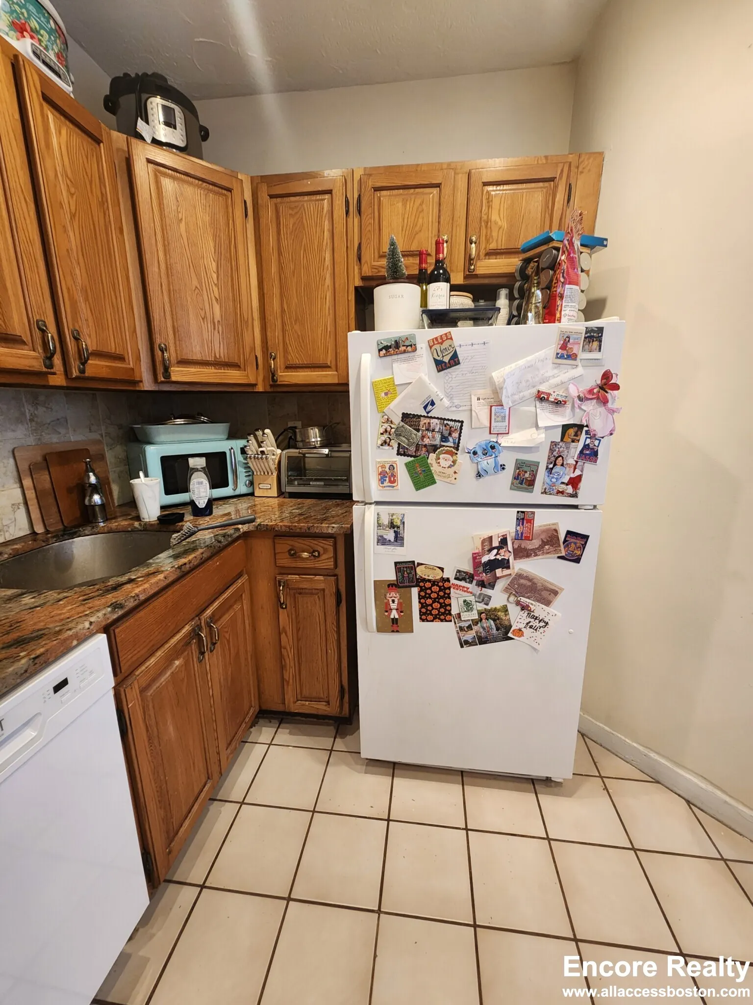 2 bed, 1 bath apartment for rent at 240 Kelton St Unit 3, Brighton — photo 7 of 26