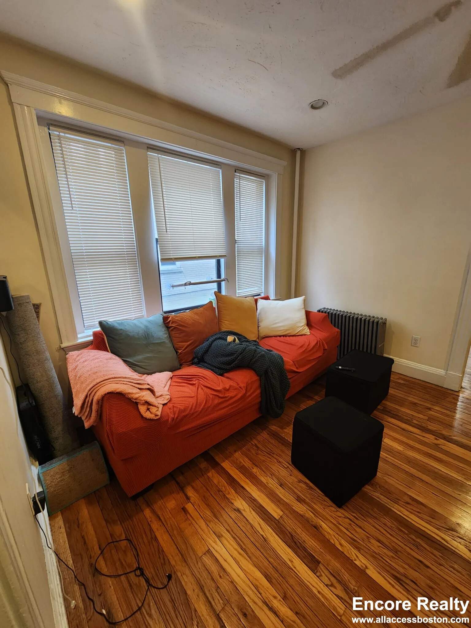 2 bed, 1 bath apartment for rent at 240 Kelton St Unit 3A, Brighton — photo 6 of 10