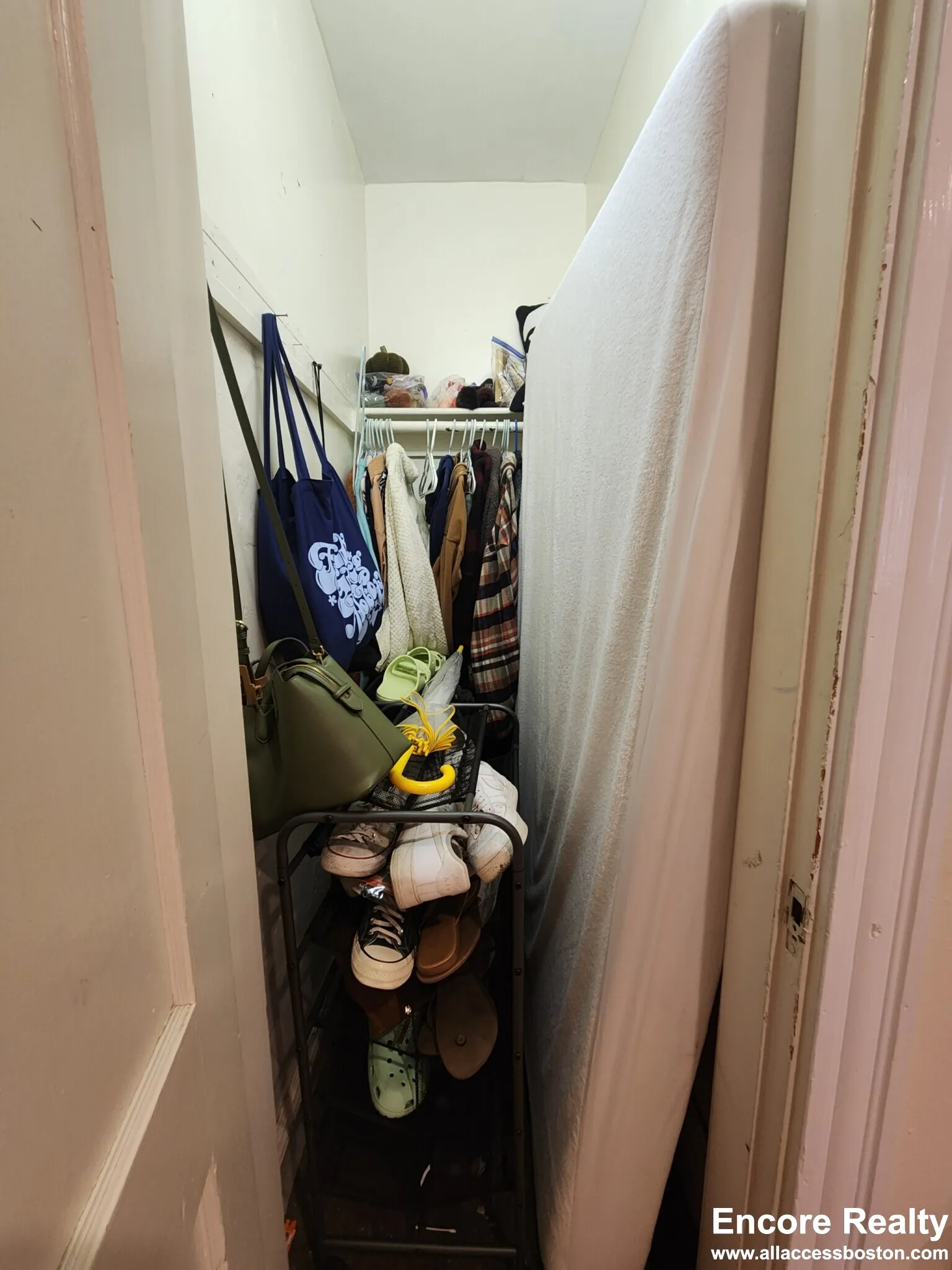 2 bed, 1 bath apartment for rent at 240 Kelton St Unit 3M, Brighton — photo 22 of 26