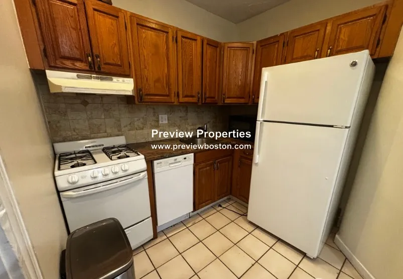 2 bed, 1 bath apartment for rent at 240 Kelton St Unit 3P, Brighton