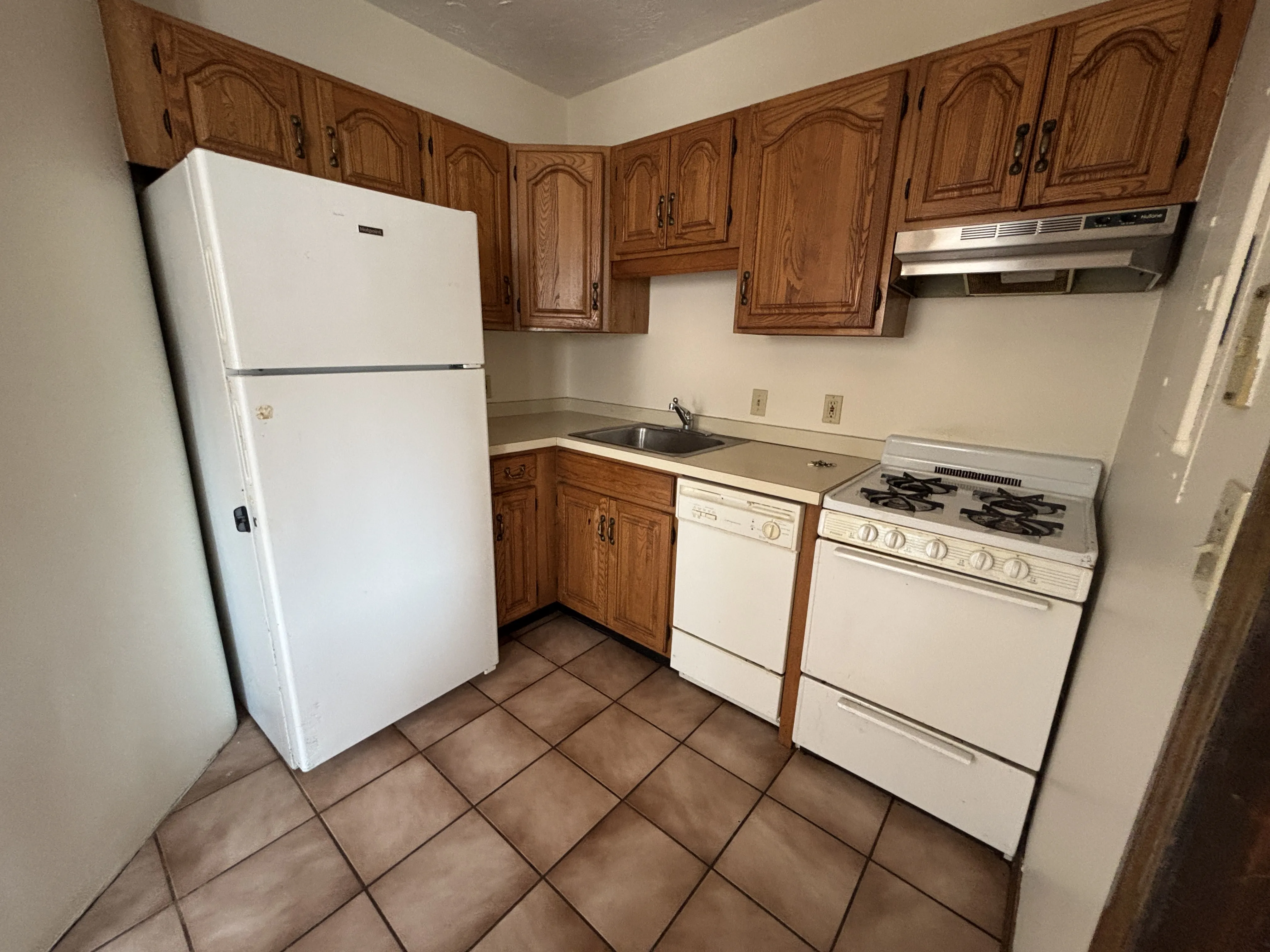 2 bed, 1 bath apartment for rent at 240 Kelton St Unit 4A, Brighton — photo 5 of 20