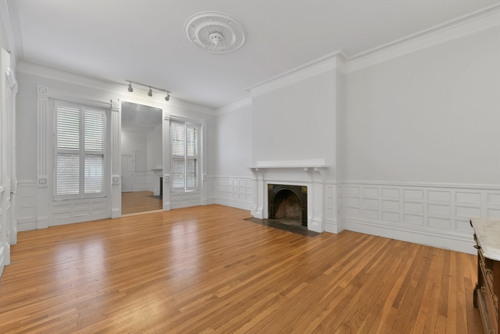 1 bed, 1 bath apartment for rent at 240 Marlborough St Unit 4, Back Bay