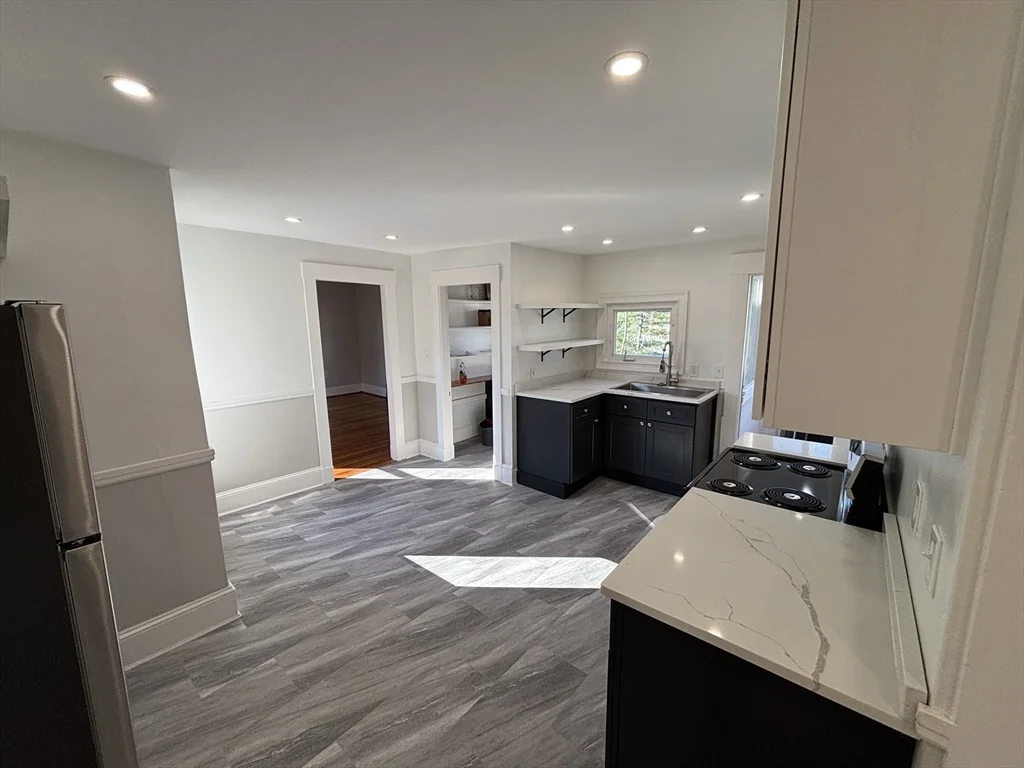 2 bed, 1 bath apartment for rent at 240 Nahatan Unit 240, Norwood — photo 4 of 18