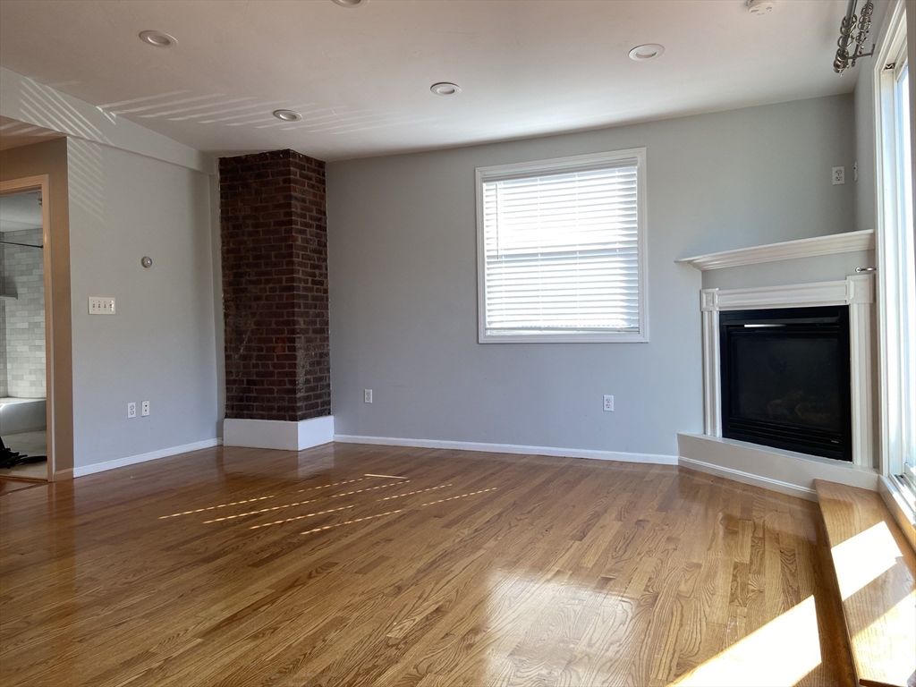 2 bed, 1 bath apartment for rent at 240 Paris St Unit 2, East Boston — photo 2 of 13