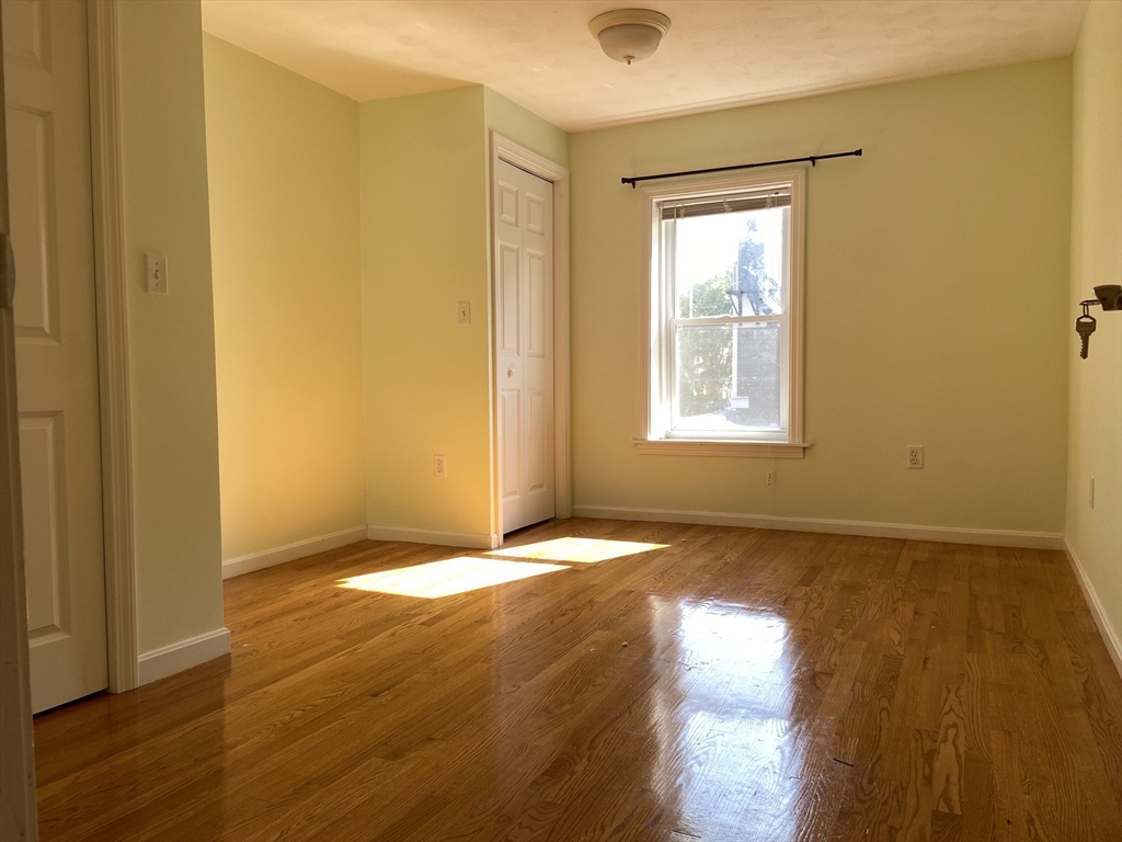 2 bed, 1 bath apartment for rent at 240 Paris St Unit 2, East Boston — photo 6 of 13