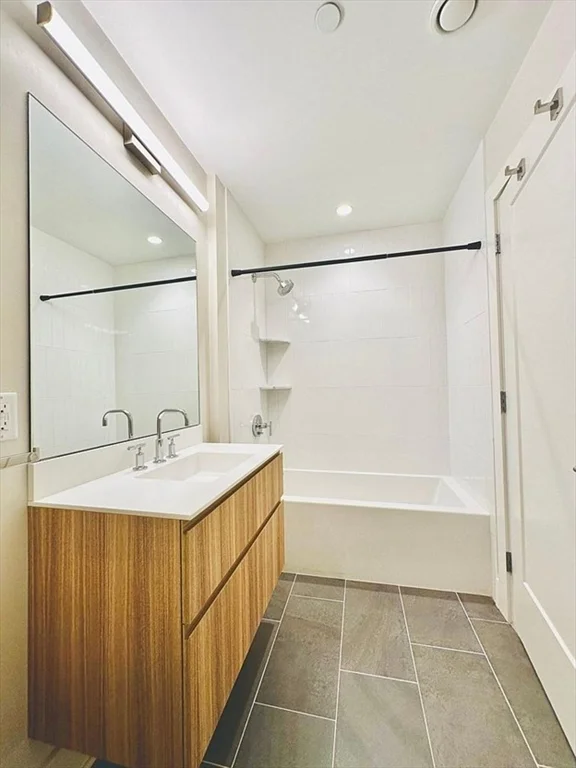 2 bed, 2 bath apartment for rent at 240 Salem Unit 3A, Glenwood — photo 14 of 19