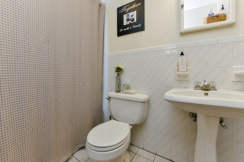 2 bed, 1 bath apartment for rent at 240 West Fifth St Unit 3, South Boston — photo 16 of 22