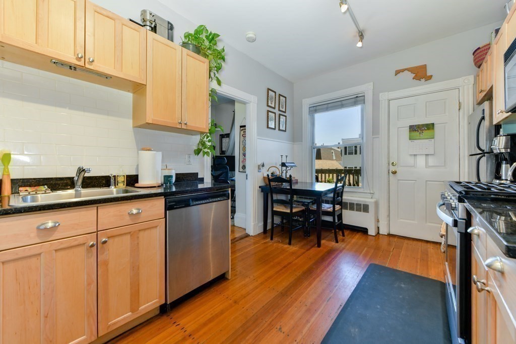 2 bed, 1 bath apartment for rent at 240 West Fifth St Unit 3, South Boston — photo 6 of 22