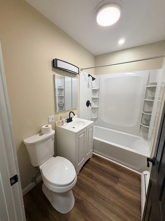 3 bed, 1 bath apartment for rent at 241-243 Broadway Unit 1, Haverhill — photo 11 of 12