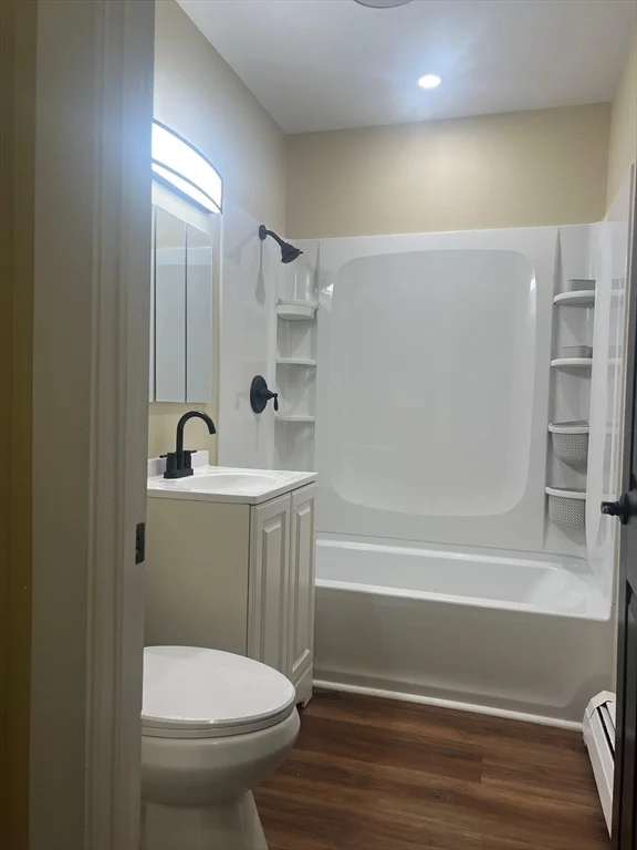 3 bed, 1 bath apartment for rent at 241-243 Broadway Unit 1, Haverhill — photo 4 of 12