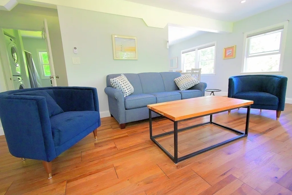 1 bed, 1 bath apartment for rent at 241 Argilla Rd Unit B, Ipswich — photo 4 of 20