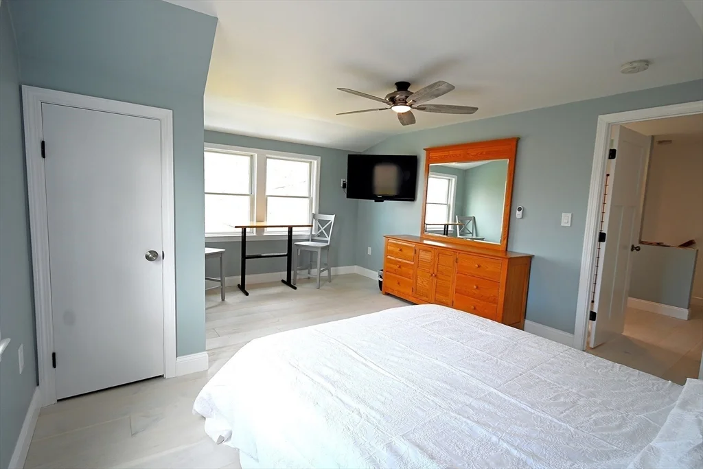 1 bed, 1 bath apartment for rent at 241 Argilla Rd Unit B, Ipswich — photo 13 of 18