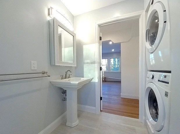1 bed, 1 bath apartment for rent at 241 Argilla Rd Unit B, Ipswich — photo 16 of 20