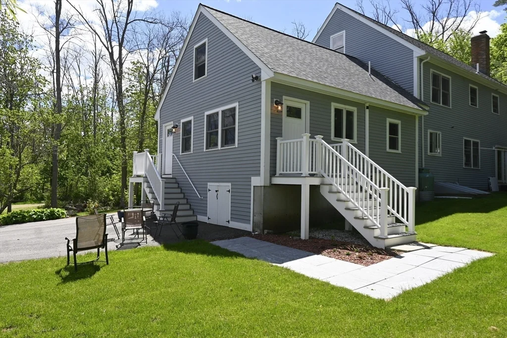 1 bed, 1 bath apartment for rent at 241 Argilla Rd Unit B, Ipswich — photo 20 of 20