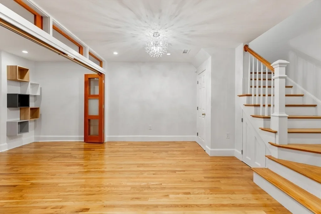 1 bed, 1 bath apartment for rent at 241 Beacon St Unit 1, Back Bay — photo 4 of 8