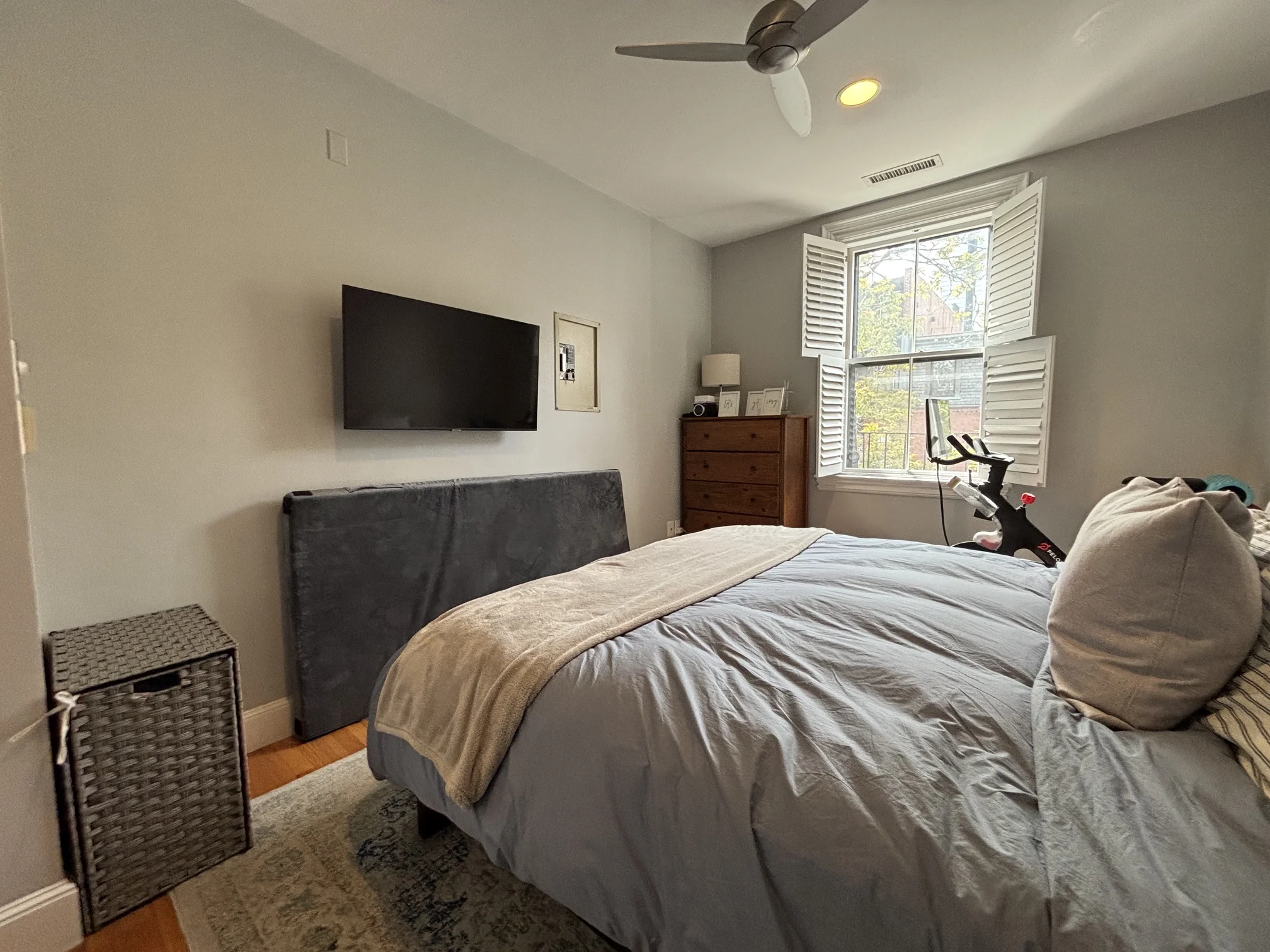 2 bed, 2 bath apartment for rent at 241 Beacon St Unit 5, Back Bay — photo 15 of 28