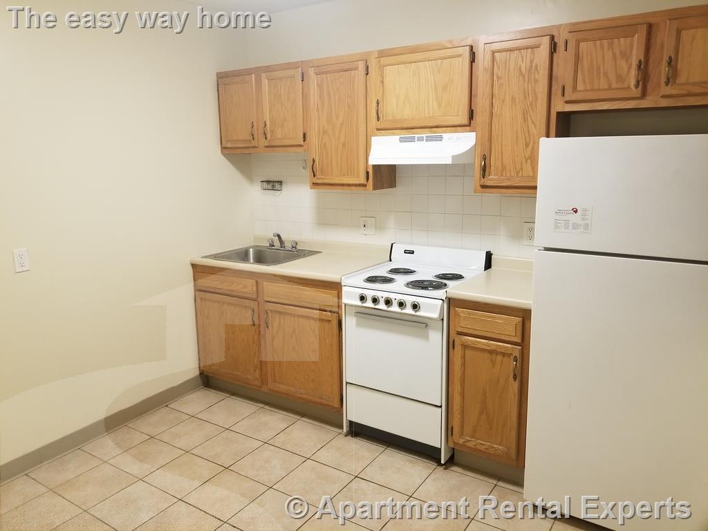 2 bed, 1 bath apartment for rent at 241 Columbia St Unit 2, Central Square — photo 3 of 10