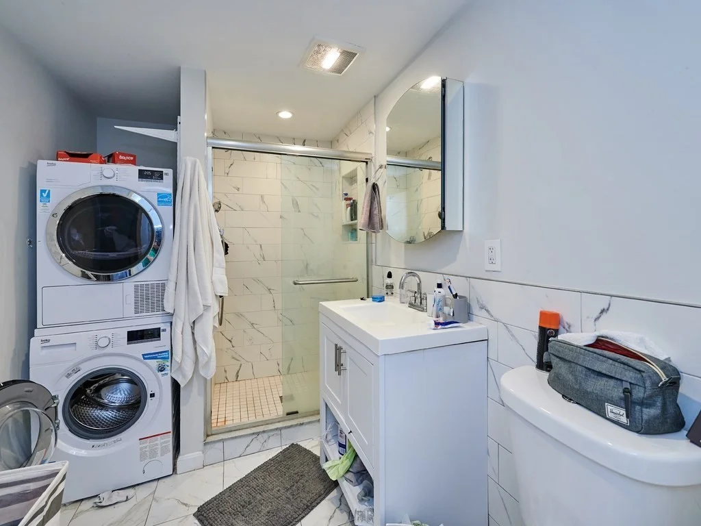 4 bed, 2 bath apartment for rent at 241 E St Unit 1, South Boston — photo 8 of 11