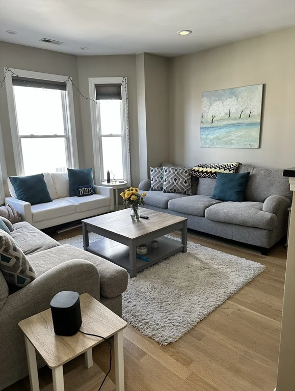 3 bed, 1 bath apartment for rent at 241 Emerson St Unit 0, South Boston — photo 3 of 8