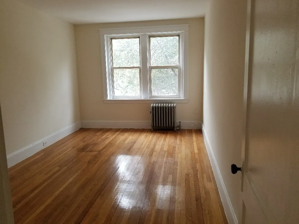 4 bed, 2 bath apartment for rent at 241 Freeman St Unit 4, North Brookline — photo 6 of 17