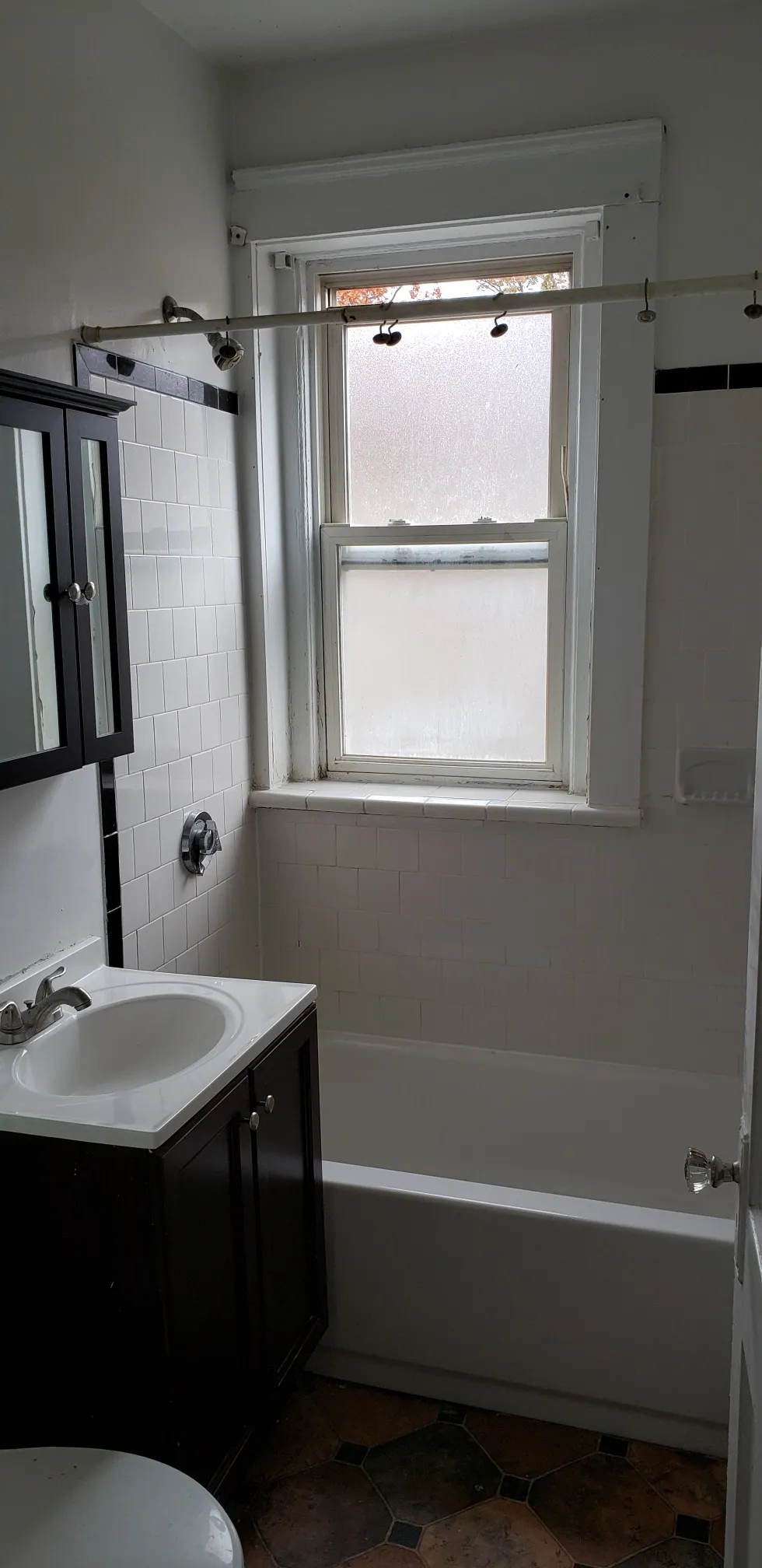 4 bed, 1.5 bath apartment for rent at 241 Freeman St Unit 6, North Brookline — photo 18 of 25