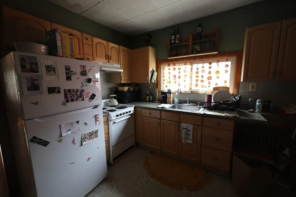 2 bed, 1 bath apartment for rent at 241 Highland Ave Unit 2, Spring Hill — photo 5 of 9