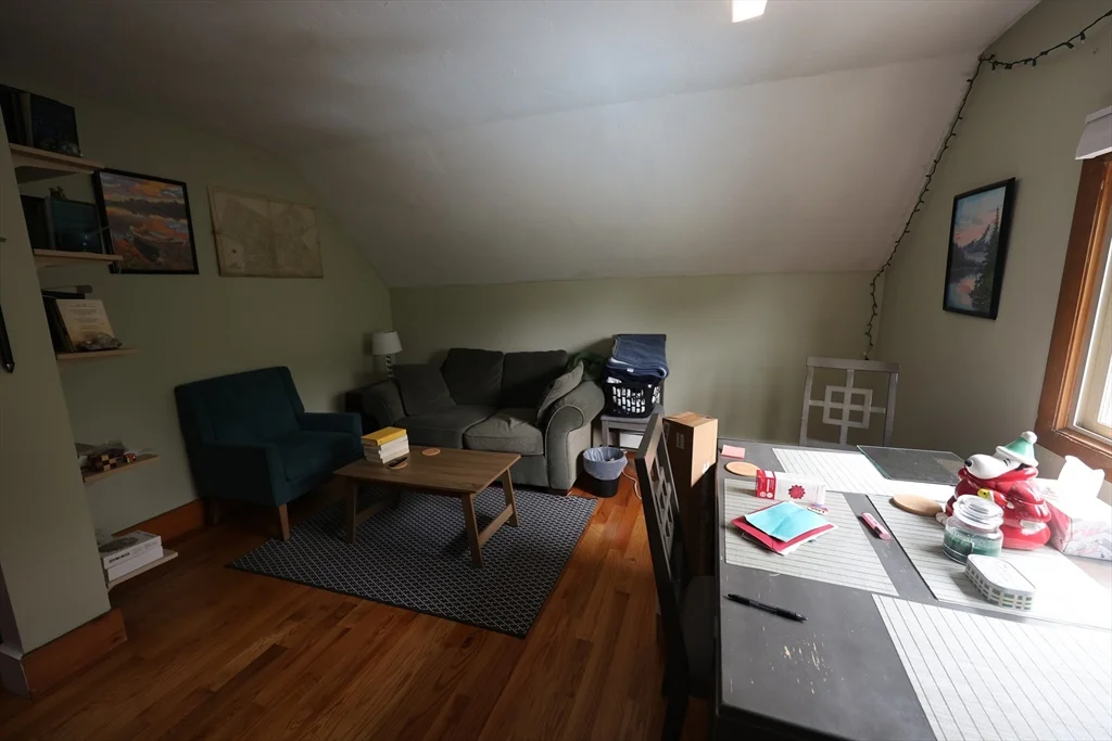 2 bed, 1 bath apartment for rent at 241 Highland Ave Unit 3, Spring Hill — photo 10 of 10
