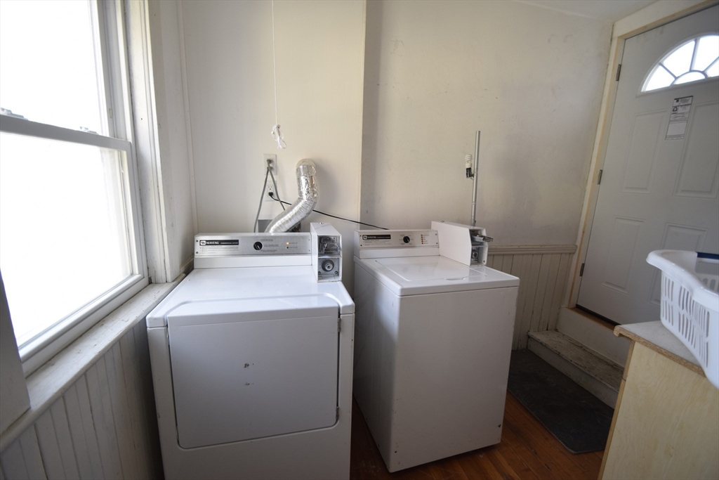 2 bed, 1 bath apartment for rent at 241 Highland Ave Unit 4, Powder House Square — photo 11 of 11