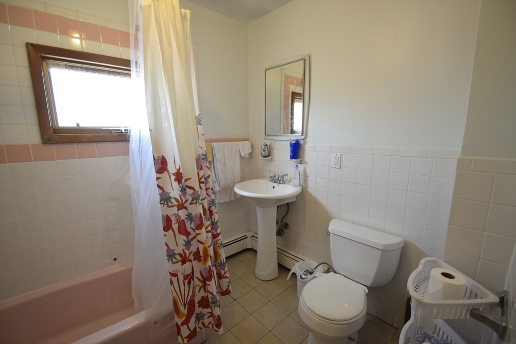 2 bed, 1 bath apartment for rent at 241 Highland Ave Unit 4, Powder House Square — photo 10 of 11
