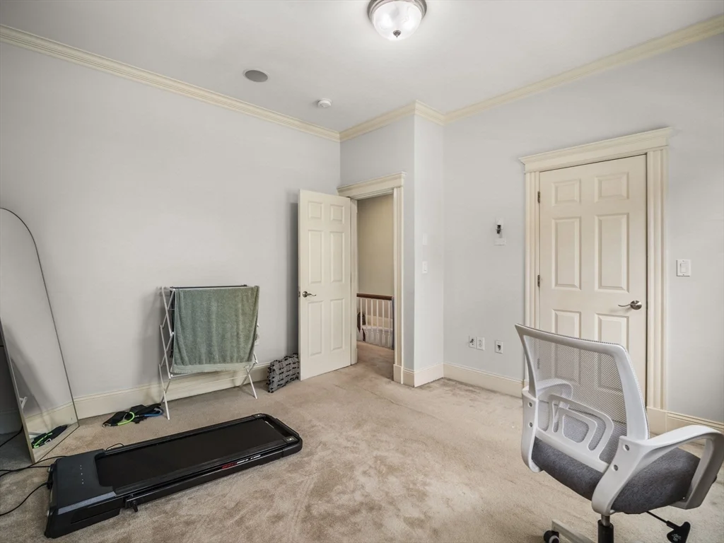 3 bed, 1 bath apartment for rent at 241 K Unit 241, South Boston — photo 19 of 37