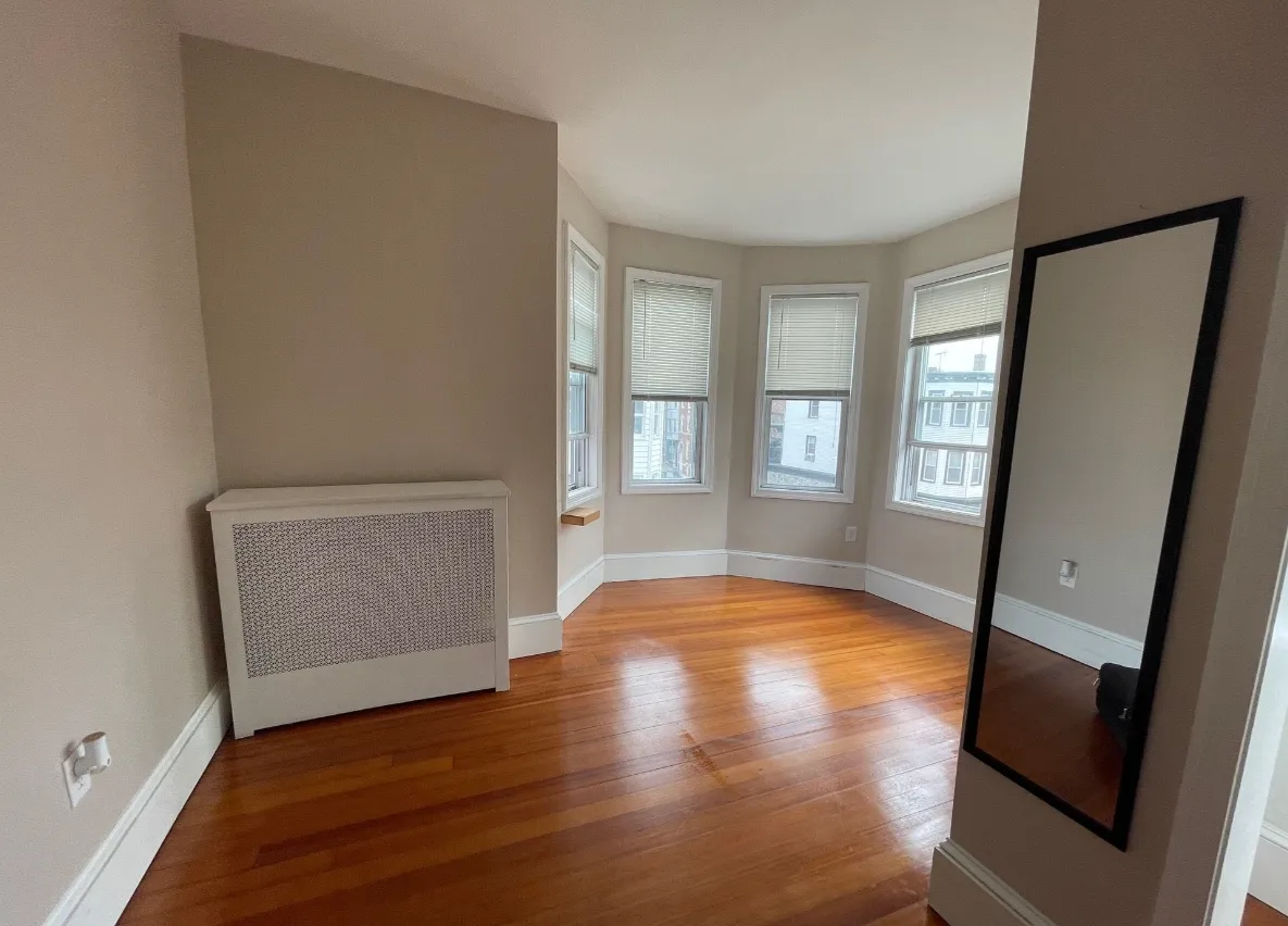 4 bed, 1 bath apartment for rent at 241 Maverick St Unit 3, East Boston — photo 4 of 13