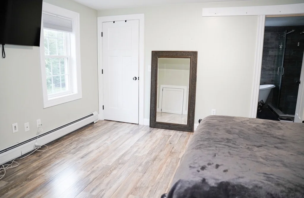 4 bed, 3 bath apartment for rent at 241 New Bedford Rd, Rochester — photo 32 of 34