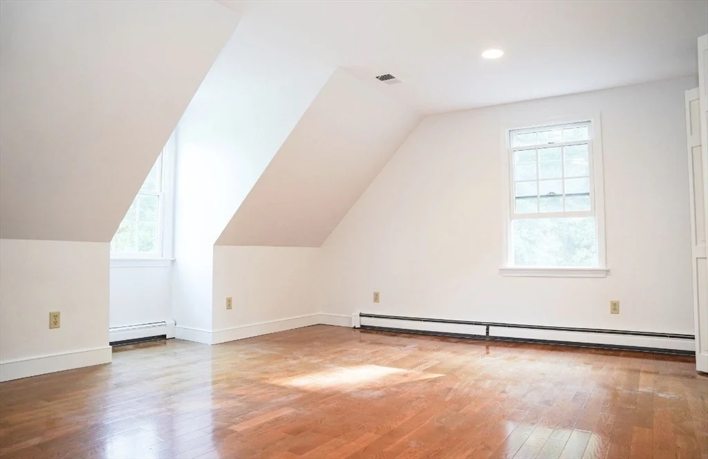 3 bed, 2 bath apartment for rent at 241 New Bedford Rd, Rochester — photo 24 of 28
