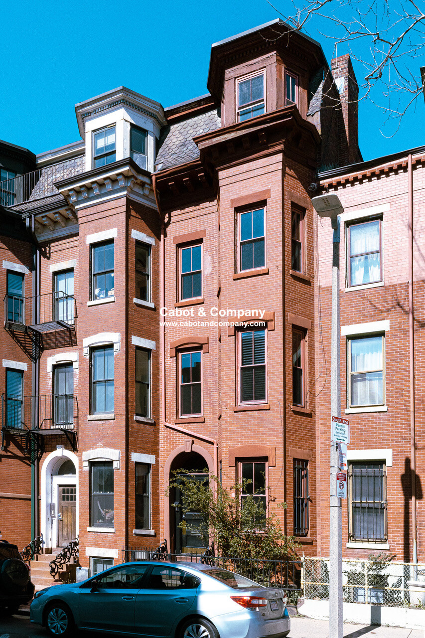 Studio bed, 1 bath apartment for rent at 241 Northampton St Unit 1A, Roxbury — photo 9 of 9