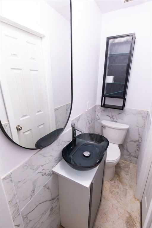 1 bed, 1 bath apartment for rent at 241 Northampton St Unit 3, South End — photo 8 of 9