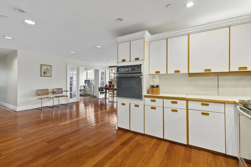 3 bed, 2 bath apartment for rent at 241 Perkins St Unit D405, Jamaica Plain — photo 12 of 29