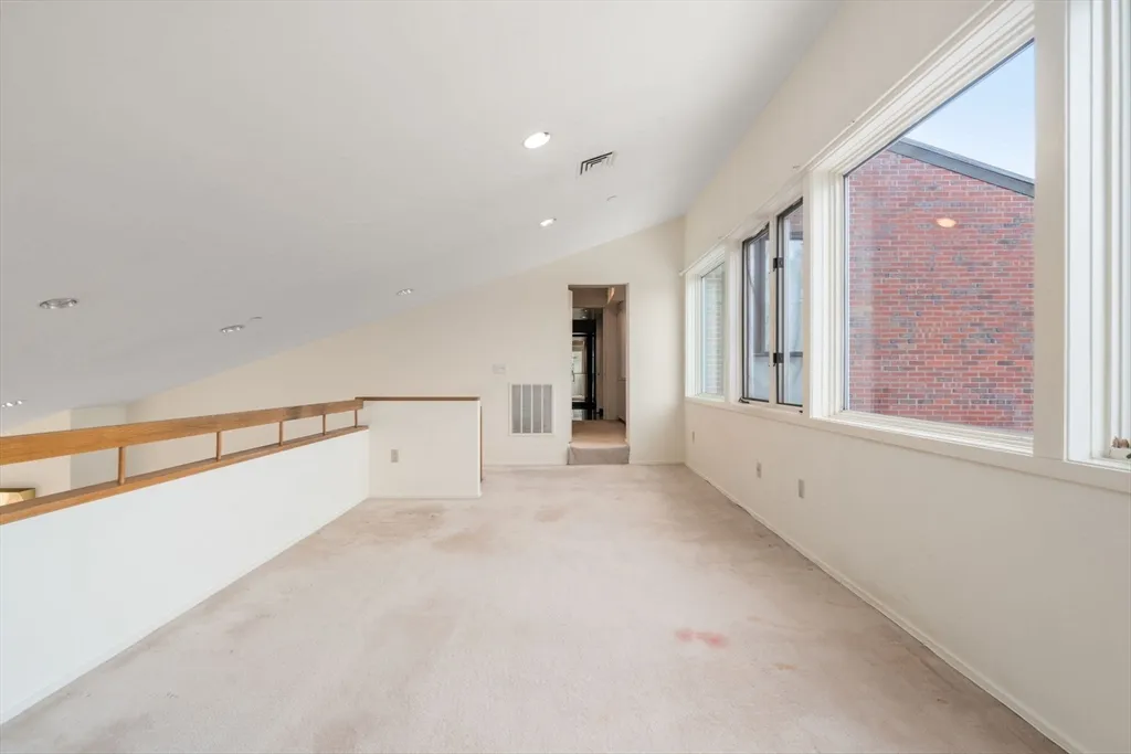 2 bed, 3 bath apartment for rent at 241 Perkins St Unit D605, Jamaica Plain — photo 13 of 18