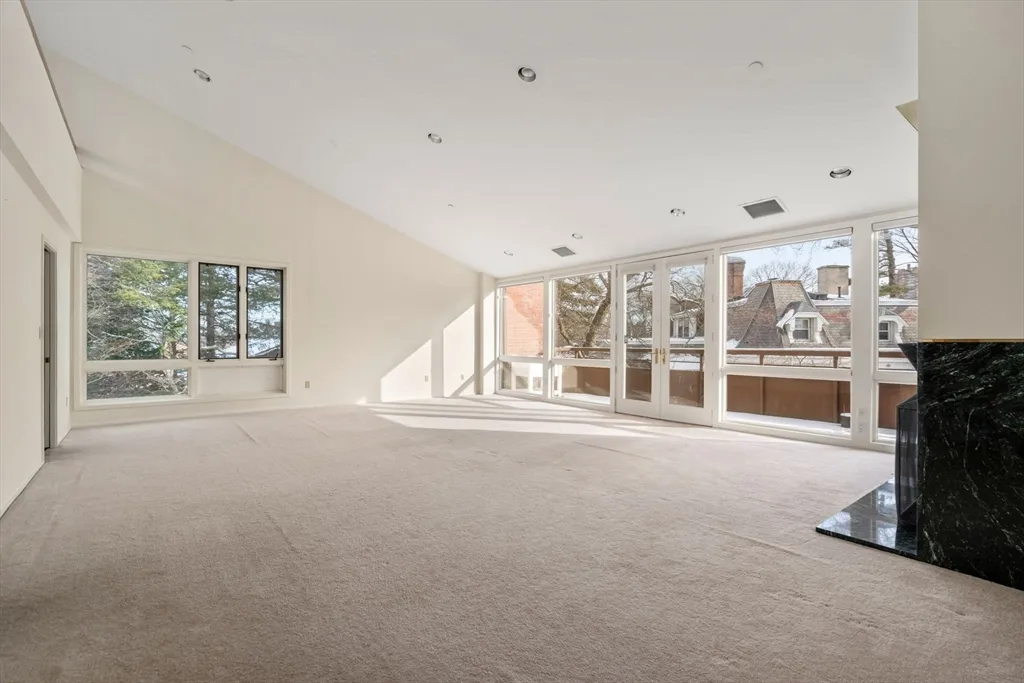 2 bed, 3 bath apartment for rent at 241 Perkins St Unit D605, Jamaica Plain — photo 3 of 18