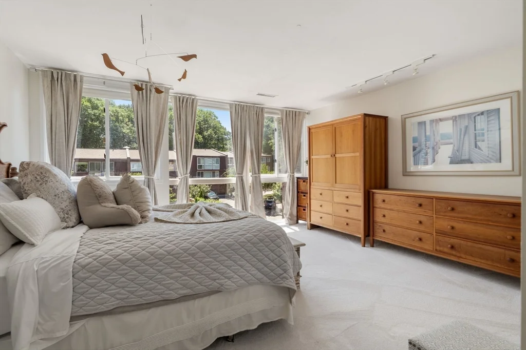 2 bed, 2 bath apartment for rent at 241 Perkins Unit H-402, Jamaica Plain — photo 13 of 32