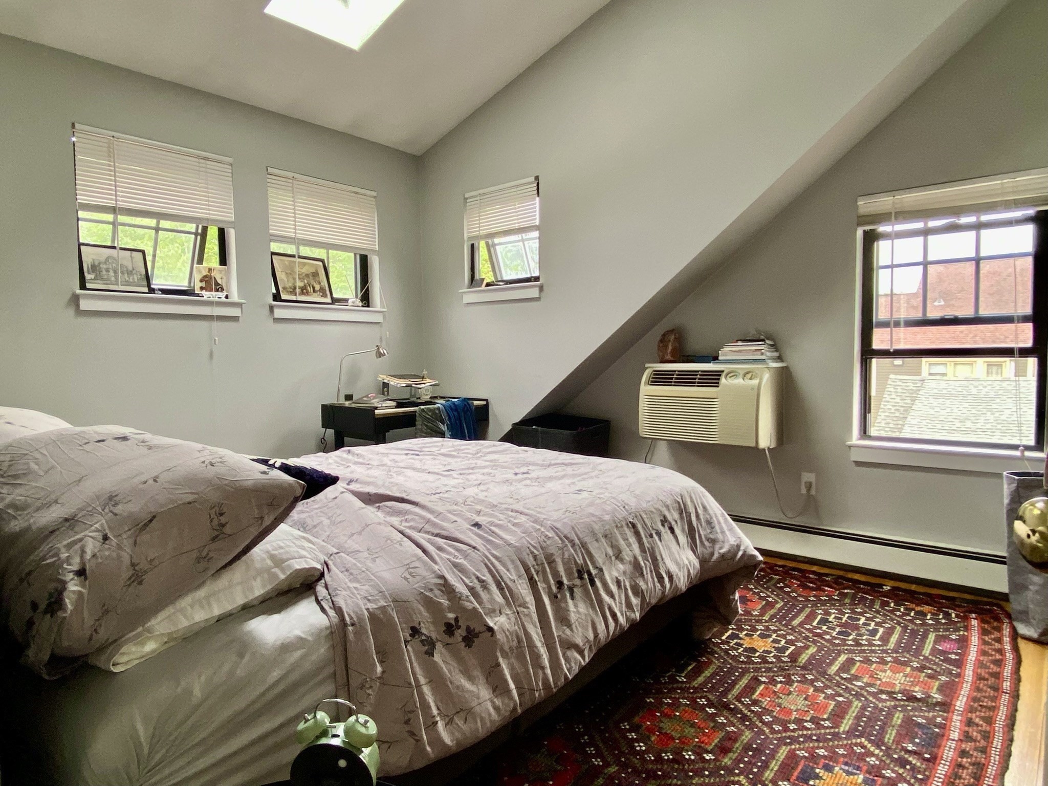 3 bed, 2 bath apartment for rent at 241 River St Unit 10, Riverside — photo 9 of 17