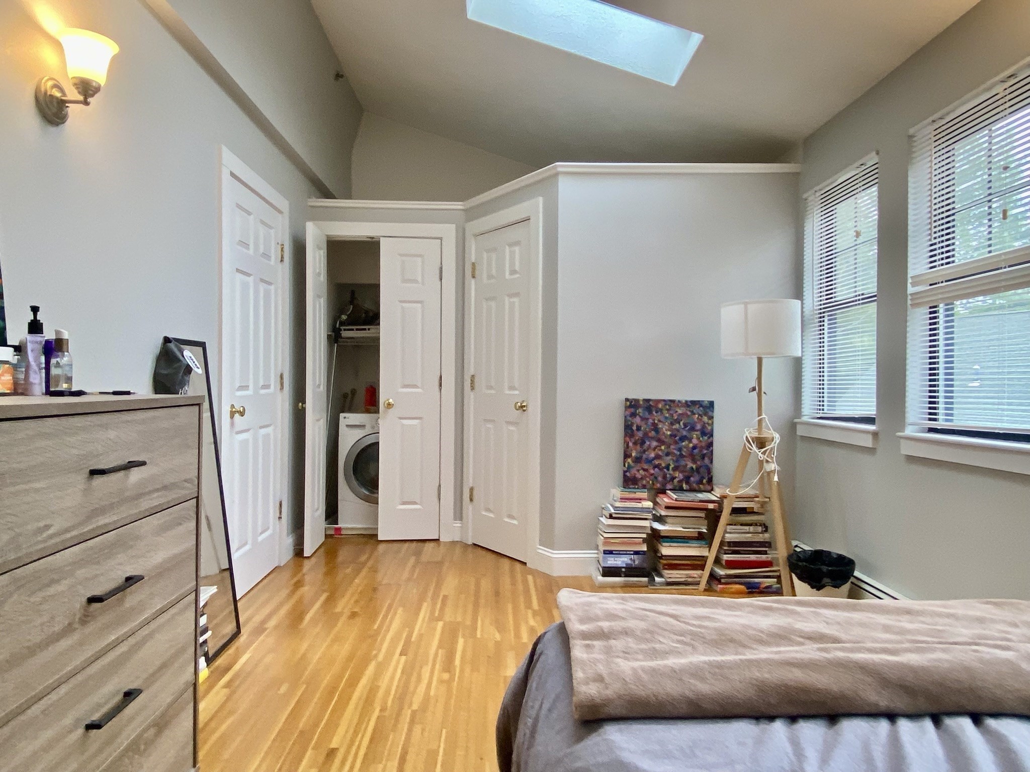 3 bed, 2 bath apartment for rent at 241 River St Unit 10, Riverside — photo 10 of 17