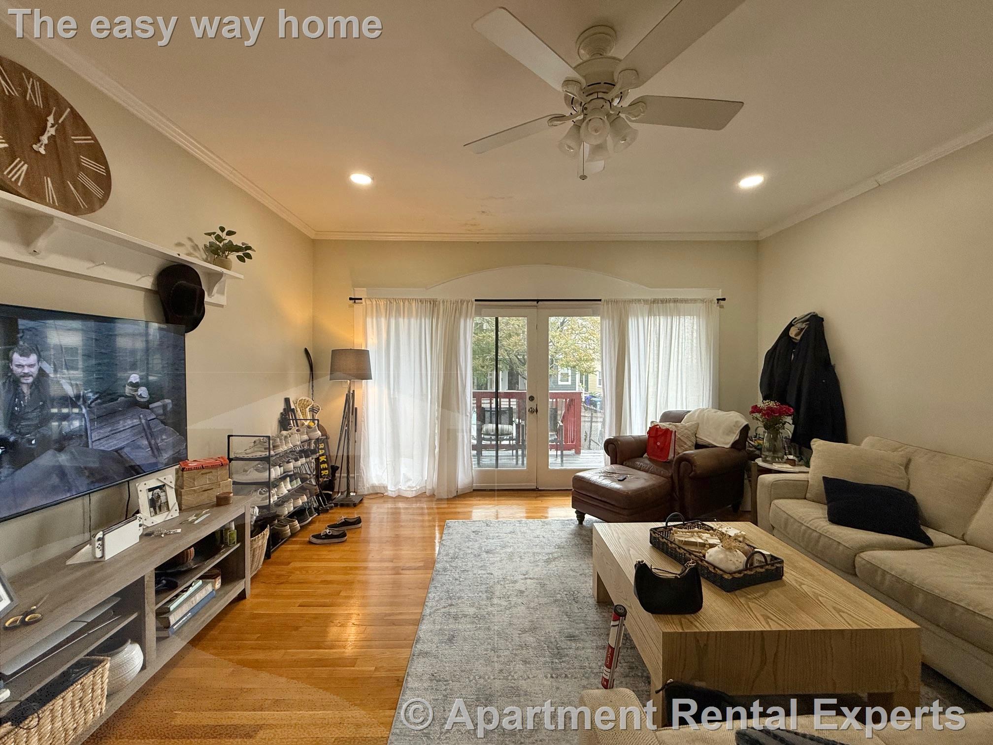 2 bed, 2 bath apartment for rent at 241 West 5th St Unit 1, Addison-Orange — photo 1 of 15