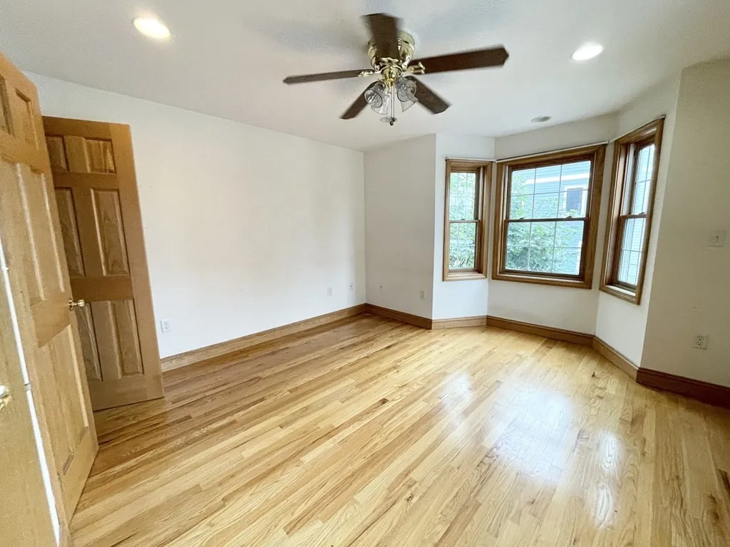 3 bed, 2 bath apartment for rent at 241 West Third Unit 2, South Boston — photo 15 of 20