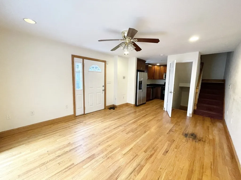 3 bed, 2 bath apartment for rent at 241 West Third Unit 2, South Boston — photo 10 of 20