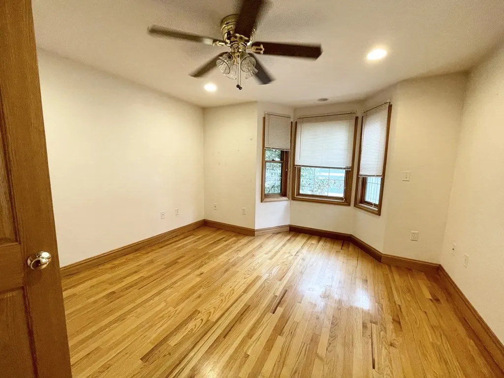 3 bed, 2 bath apartment for rent at 241 West Third Unit 2, South Boston — photo 13 of 20