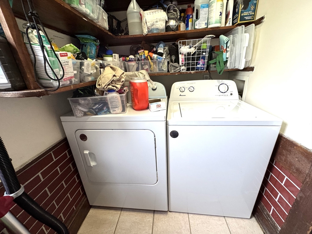 2 bed, 1 bath apartment for rent at 242 Belgrade Ave Unit 2, Roslindale — photo 18 of 21