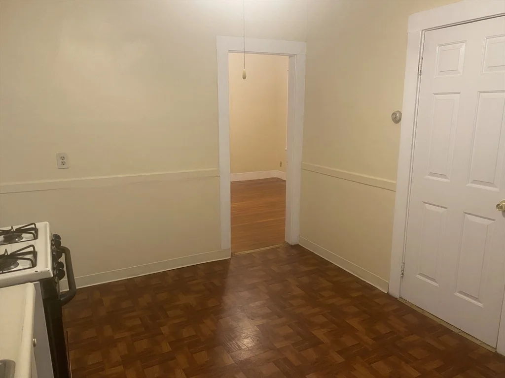 3 bed, 1 bath apartment for rent at 242 Hyde Park Ave Unit 2, Jamaica Plain — photo 11 of 15