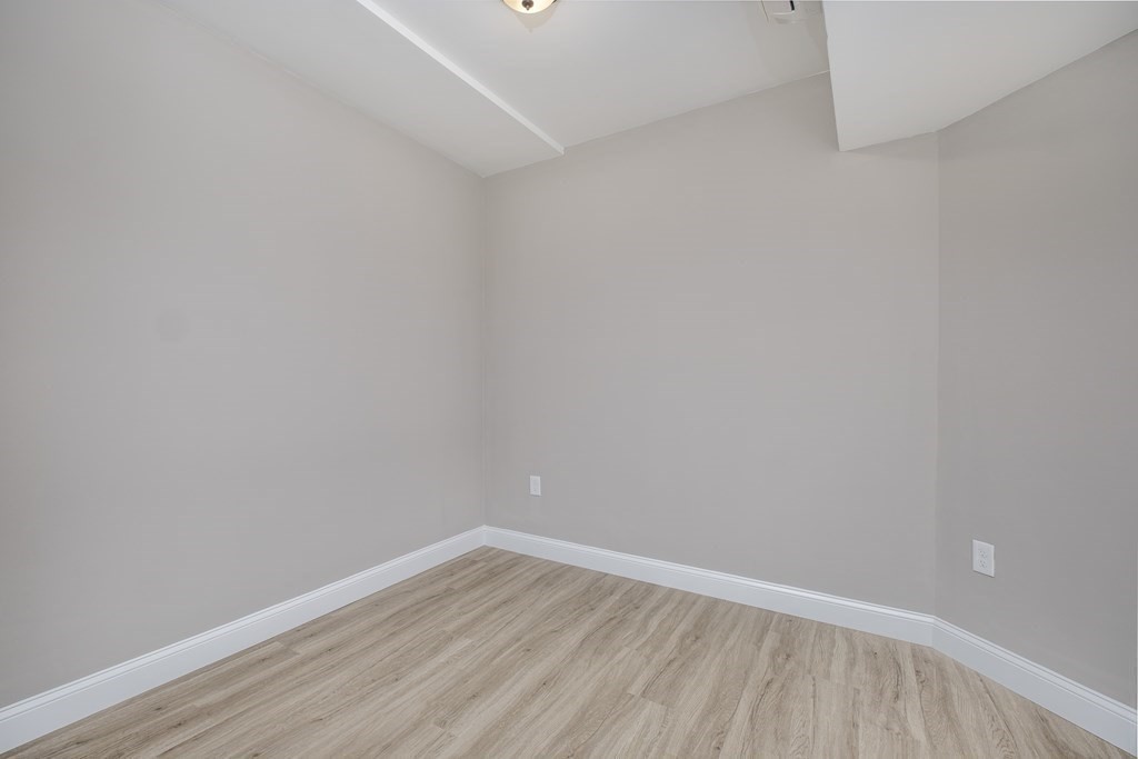 2 bed, 1.5 bath apartment for rent at 242 Mountain Ave Unit 1, Revere — photo 6 of 18